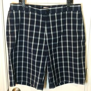 Adidas Men's Plaid Flat Front Golf Shorts Size 38 Waist Black, White, Green